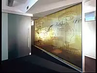 Glass Wall, Mercedes HDQ, Prague 2002