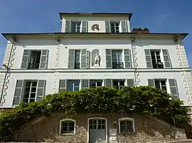Gif-sur-Yvette Town Hall