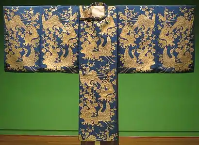 Kariginu for Noh theatre showing the repeating tanmono clearly