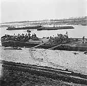 Closing the breach at the Nolledijk in Vlissingen, October 1945