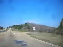 MS 172 shield along westbound US 72 at eastern terminus