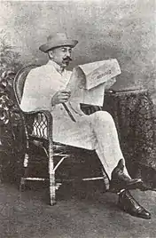 Álvaro de Castelões Vestido à Oriental.