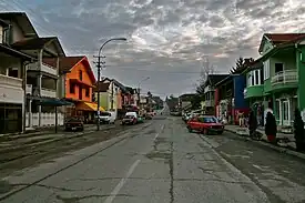 La rue principale de Veliki Popović