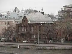Mansão Tsvetkov, lar do padrão e colecionista Ivan Tsvetkov no terraplén Prechistenskaya, construído para albergar uma colecção privada de pinturas e gráficos. (1899—1901)