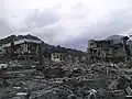 Prédios destruídos e escombros causados pelo tsunami em Otsuchi