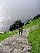 Escadas para subir ao mosteiro.