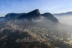 Vista aérea da favela do Vidigal.