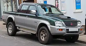 2002 Mitsubishi Strakar