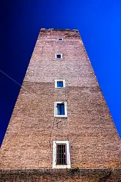 Torre dei Capocci em Roma