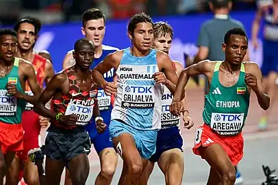 A disputa dos 5&nbsp;000 metros.