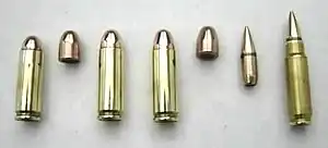 Algumas balas modernas e seus respectivos cartuchos