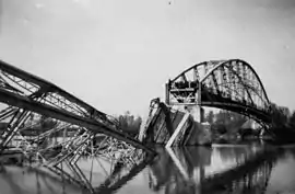 Ponte ferroviária de Drávaszabolcs em 1941.