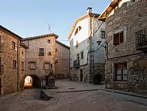 Praça Joan Prat em Alpens