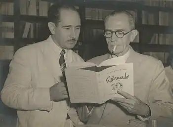 Amaral Gurgel ao lado de Graciliano Ramos em 1949.