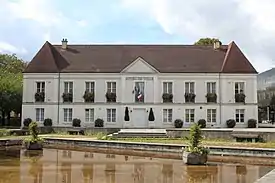 A antiga prefeitura.