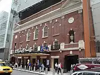 Teatro Stephen Sondheim na época de estreia do musical