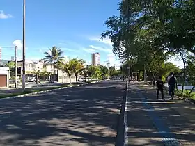 Avenida Aziz Maron, próxima ao Rio Cachoeira
