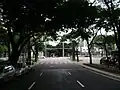 Avenida Cristóvão Colombo entrando na praça.