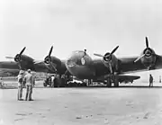 O XB-15 após a conversão para aeronave de transporte e apelidado de "Grandpappy".