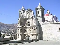 Basílica de Nuestra Señora de la Soledad