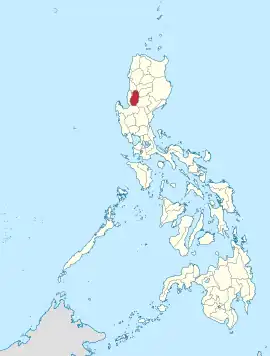 Benguet na Região Administrativa de Cordillera  Coordenadas : 17°N, 121°E