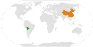 Mapa indicando localização da Bolívia e do China.