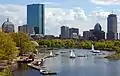 Boston  população: 667.137