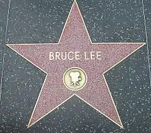 Estrela de Bruce Lee.