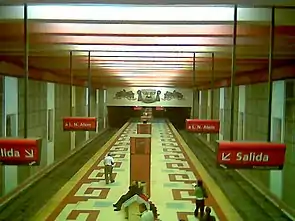 Estação Los Incas - Parque Chas, plataforma de acesso aos trens.