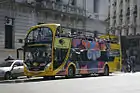 Ônibus de turismo em Buenos Aires.