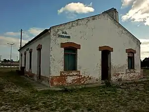 Antigas instalações da Paragem de Sarilhos, em 2006.