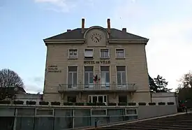 O hôtel de ville.