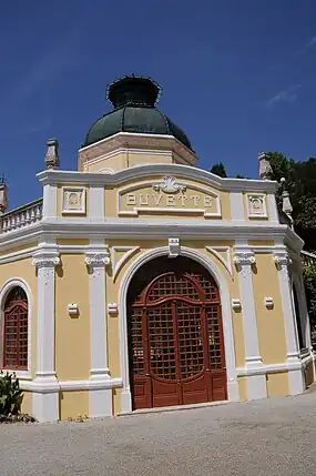 Buvete nas Termas da Curia