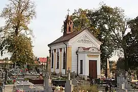 Cemitério paroquial − túmulo de Adam Duniewski, (1884)