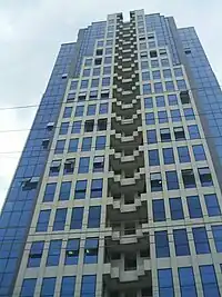 Cambé Trade Center, na Rua Emília Marengo