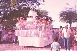 Desfile cívico na cidade