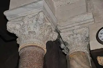 Capitéis compósitos