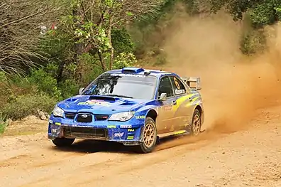 Piloto Chris Atkinson no Rali da Sardenha de 2008