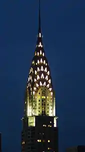 Chrysler Building à noite.