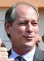 Ciro Gomes é ex-deputado estadual, ex-Prefeito de Fortaleza, ex-Governador do Ceará, ex-ministro da Fazenda do Governo Itamar Franco, ex-ministro da Integração Nacional e ex-deputado federal.