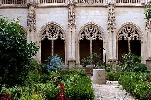 Claustro - 1º pavimento