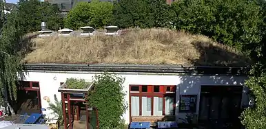 Cobertura verde no verão - ufaFabrik - Berlim; 2006