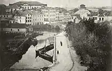 Zona do Cojo, em 1890. A área à esquerda é atualmente ocupada pelo Fórum Aveiro. Exisitia também um moínho de marés, convertido posteriormente na Capitania do Porto de Aveiro.