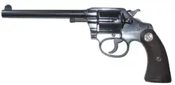 Um Colt Police Positive Special (.32 Smith and Wesson Long) e cano de 6 polegadas (152 milímetros)