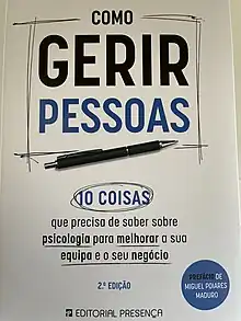 Capa do livro "Como gerir pessoas"