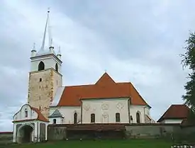 Igreja fortificada de Racu