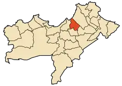 Localização da cidade dentro da província de Orã
