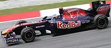 Daniel Ricciardo pilotando a STR6 no Grande Prêmio da Malásia de 2011.