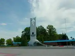 Monumento aos Aviadores Heroicos da Academia de Aviação Militar de Dęblin