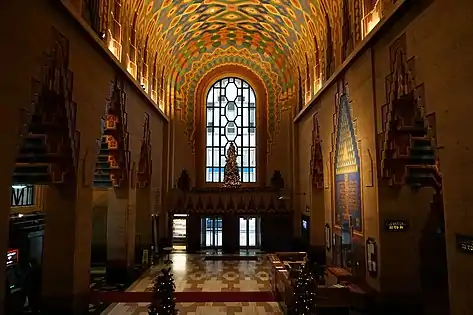 Lobby inferior do Guardian Building em Detroit por Wirt Rowland (1929)